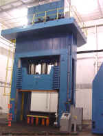 daniels-3000ton2.jpg (109878 bytes)